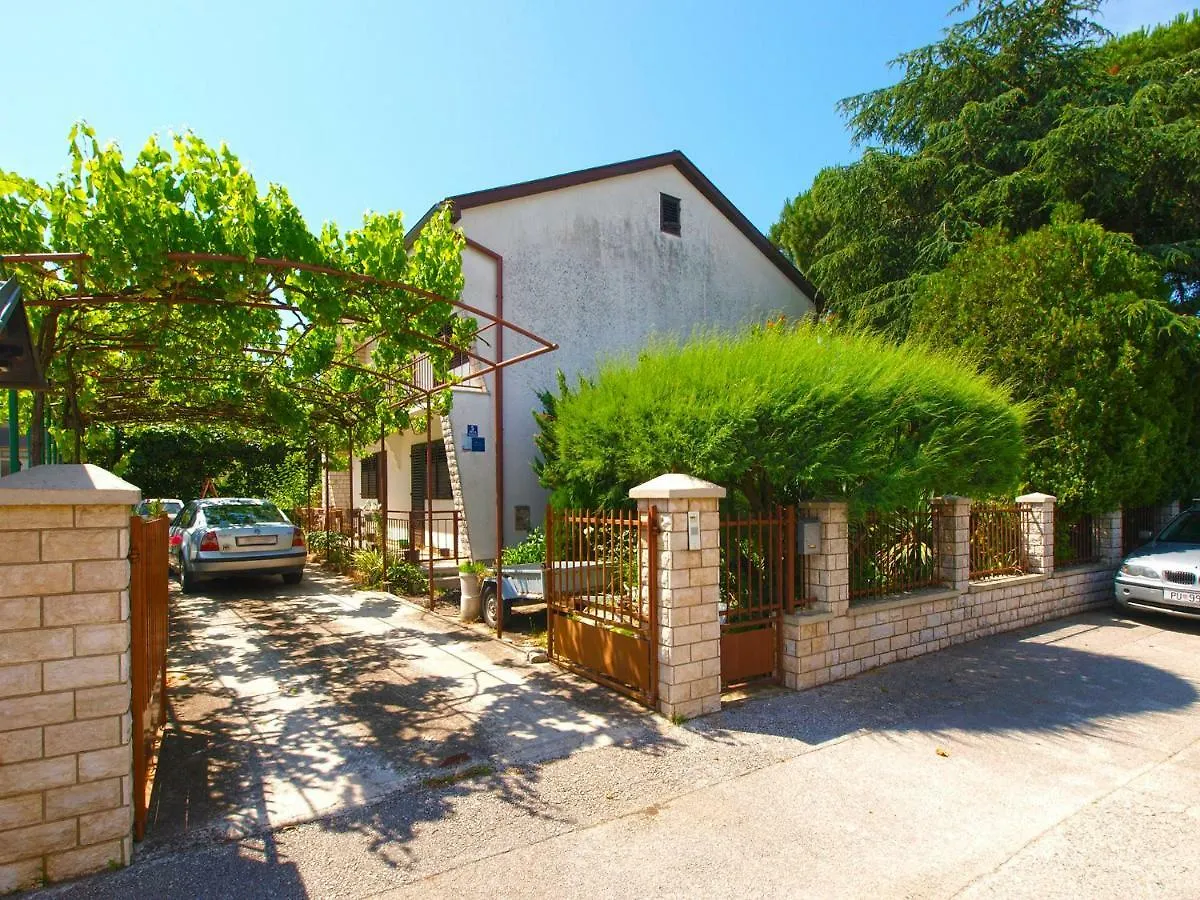 Apartment Milorad 786 Fazana Croatia